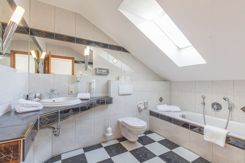 Sport- Und Tagungshotel De Poort