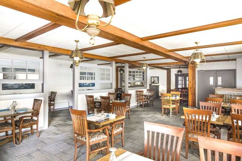 Hotel Mount Peyton Resort And Conference Centre