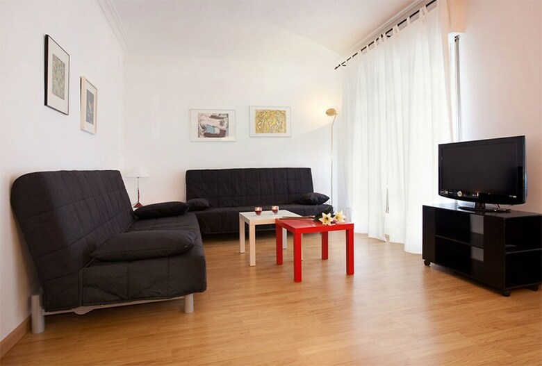 Apartment Red Glow