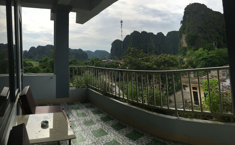 Hotel Limestone View Homestay