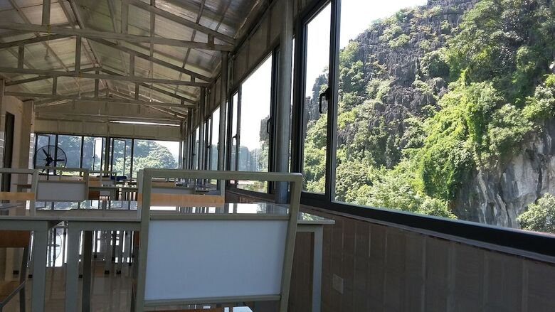 Hotel Limestone View Homestay