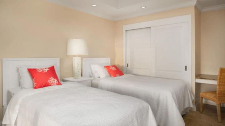 Apartamento The Crane Resort - Contemporary Suites