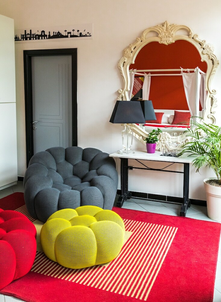Hotel Snob Luxury Suite