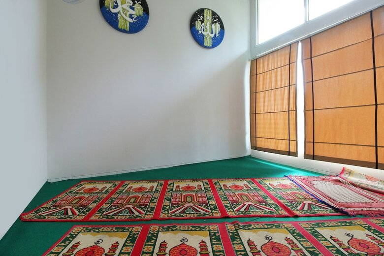 Hotel Airy Premier Sei Pangeran Jendral Sudirman 153 Palembang