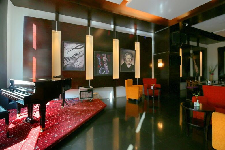 Hotel Airy Premier Sei Pangeran Jendral Sudirman 153 Palembang