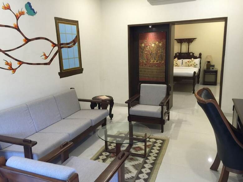 Hotel Welcomheritage Mani Mansion