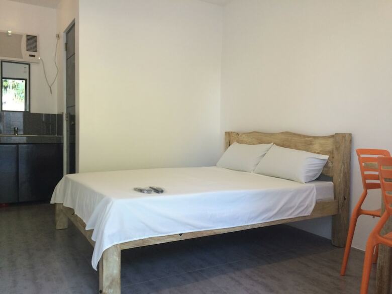 Hotel Bumblebee Inn