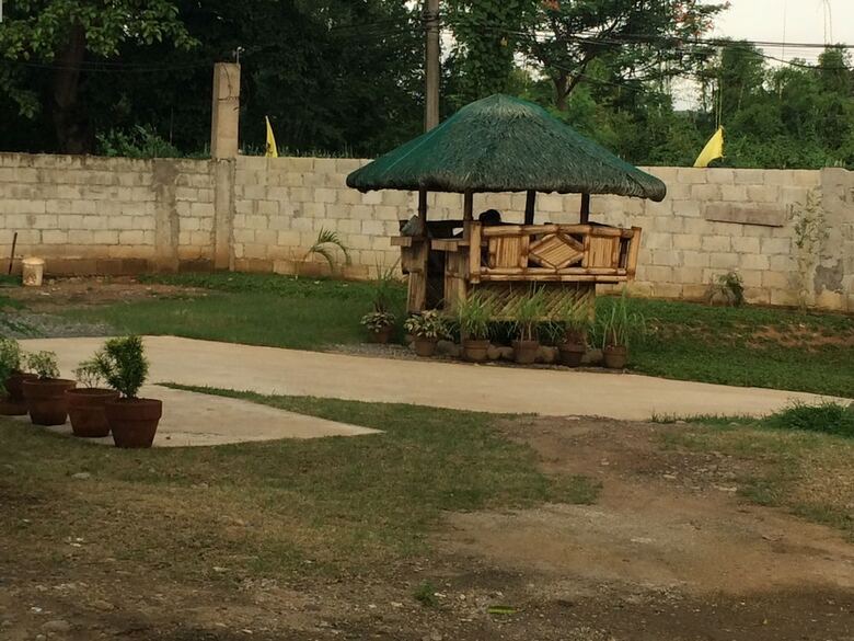 Hotel Bumblebee Inn