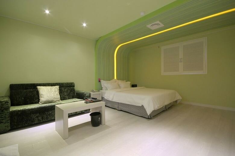 Hotel Potato Motel