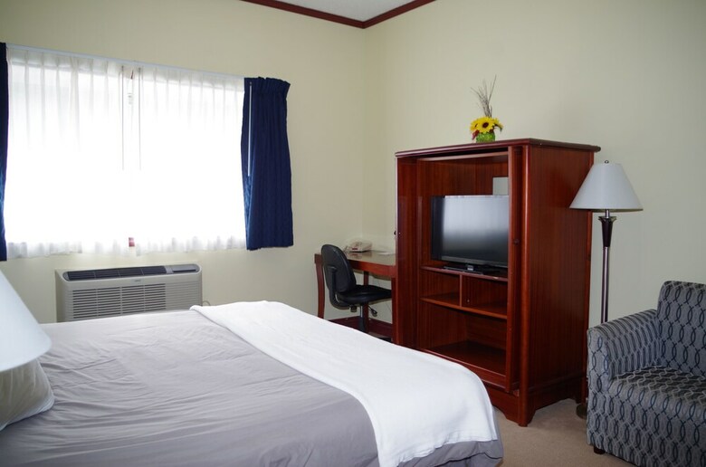 Causeway Bay Hotel Sparwood