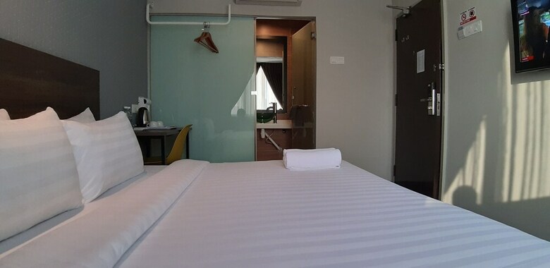 Miico Hotel @ Mount Austin
