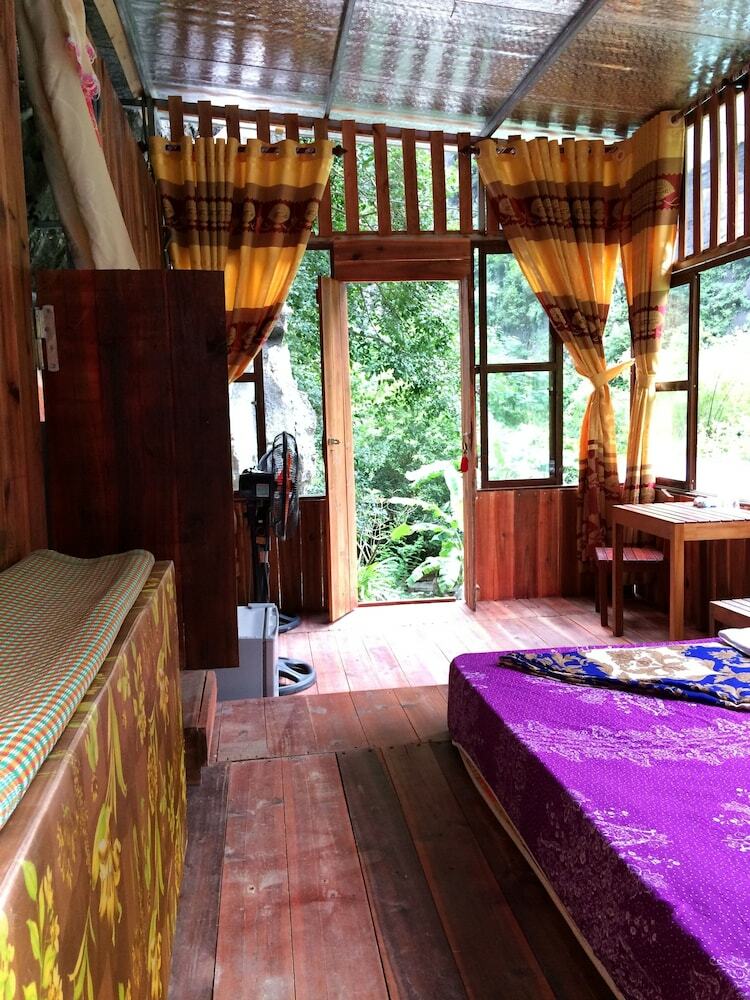 Hostal Chezbeo Homestay