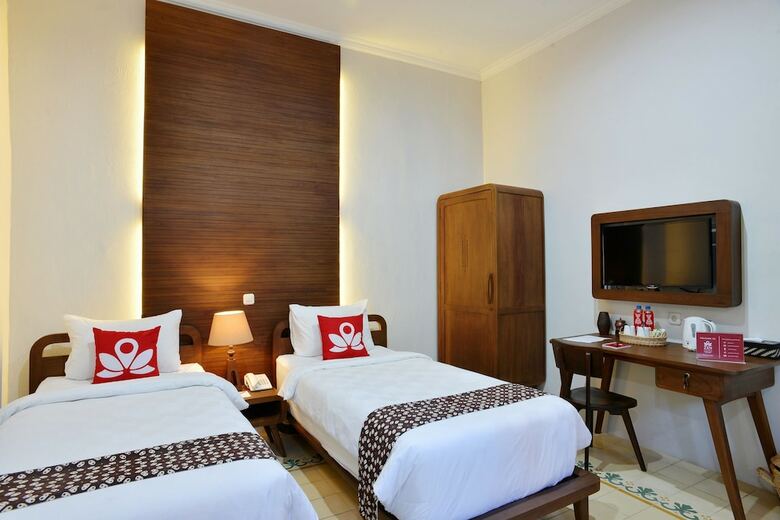 Hotel Zen Premium Madukismo