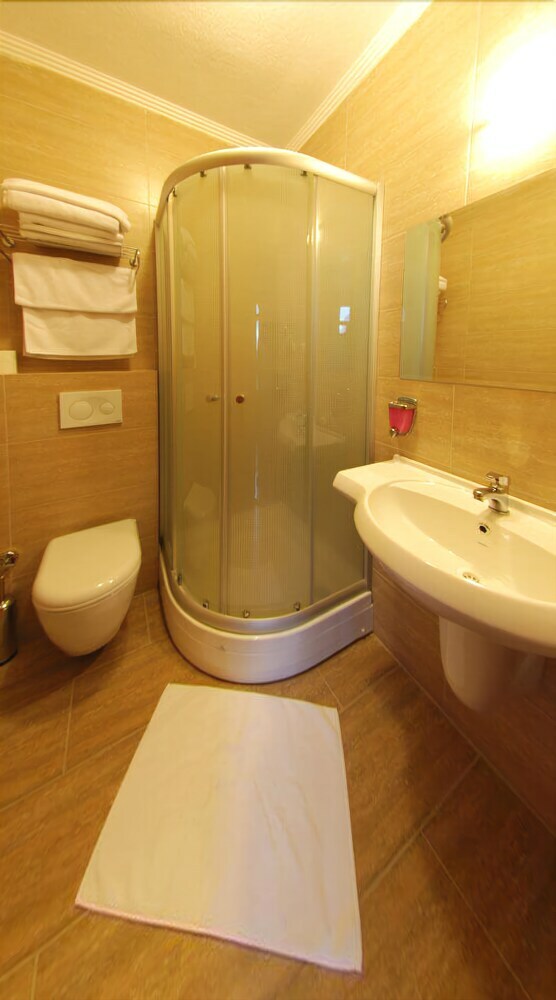 Assos Park Hotel