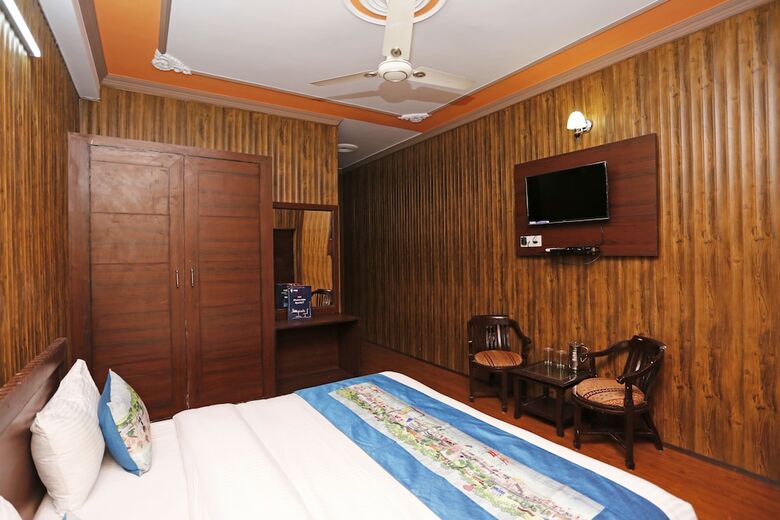 Hotel Oyo 9094 The Shivaay
