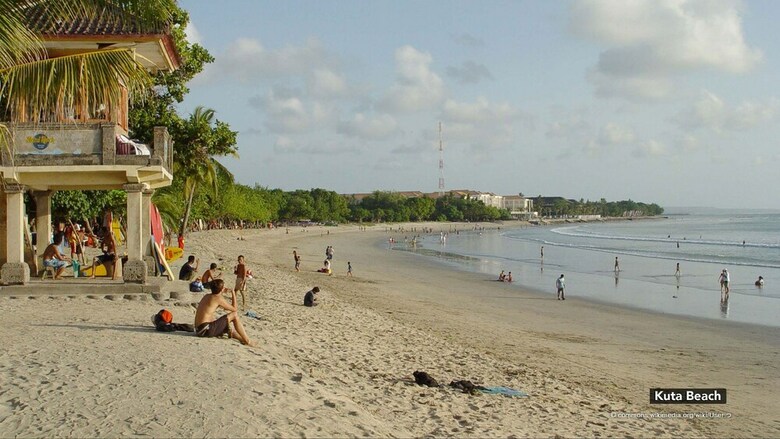 Hostal Zen Hostel Jalan Patimura Legian