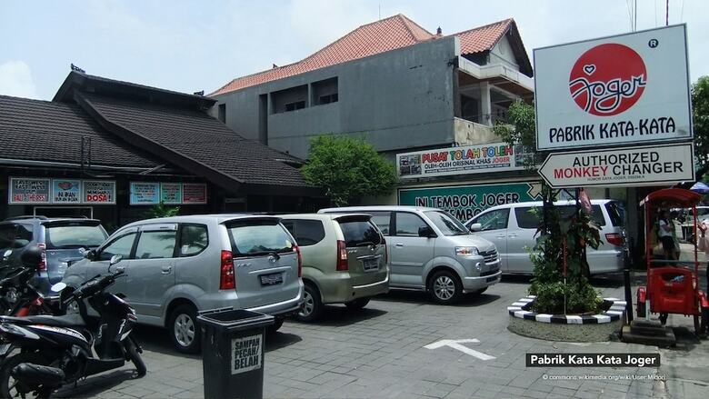 Hostal Zen Hostel Jalan Patimura Legian