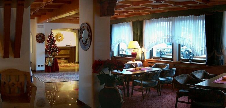 Hotel Meida