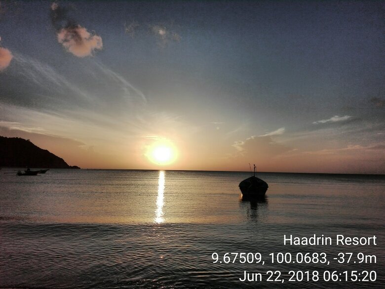Hotel Haadrin Resort