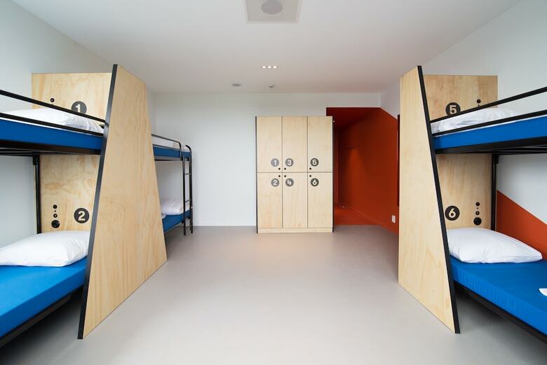Hostal Via Amsterdam