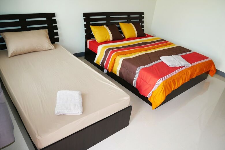 Hotel Bann Romyen Klang Dong