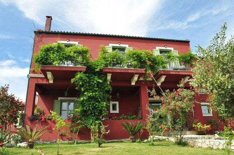 Hotel Volidiera Guesthouse