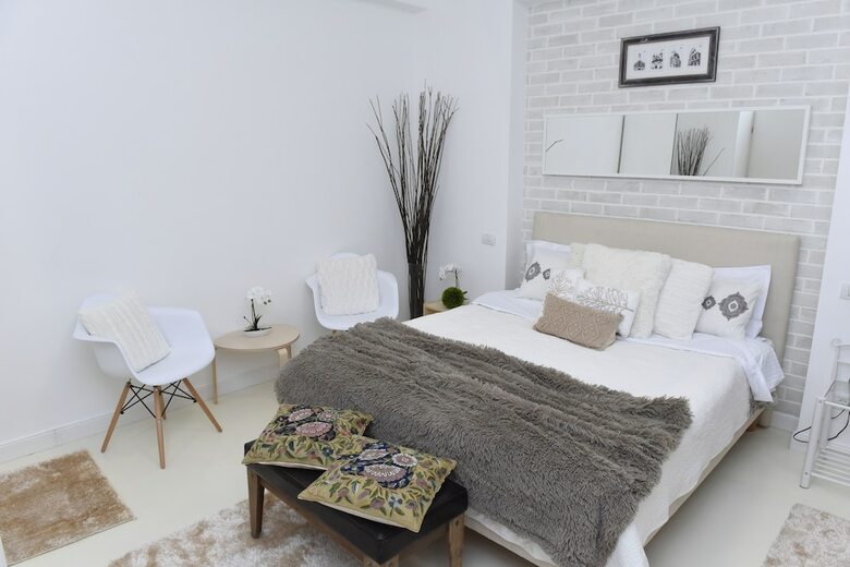 Metropole Apartments Old City