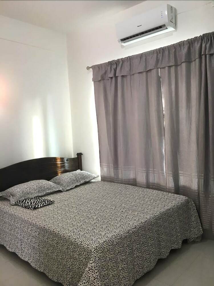 Hotel Lyaa Resthouse