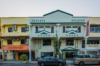 Oyo 764 Hotel Famous Inn