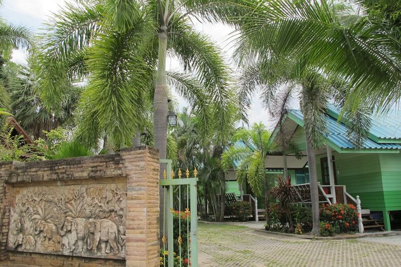 Hotel The Green Resort