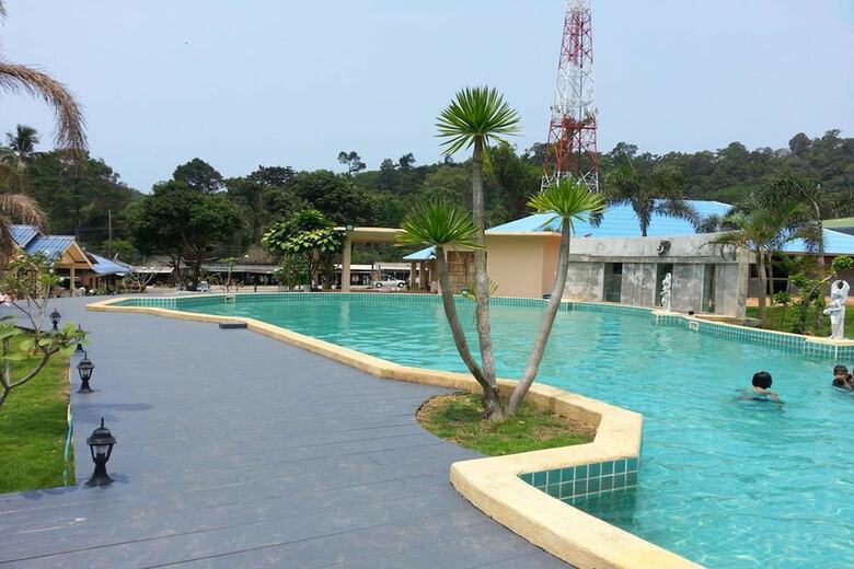 Hotel Kerdmanee Resort
