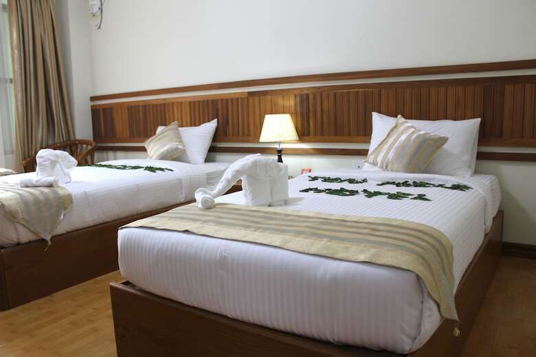 Ten Mile Hotel
