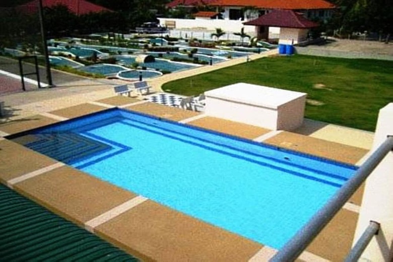 Hotel Seajays Resort