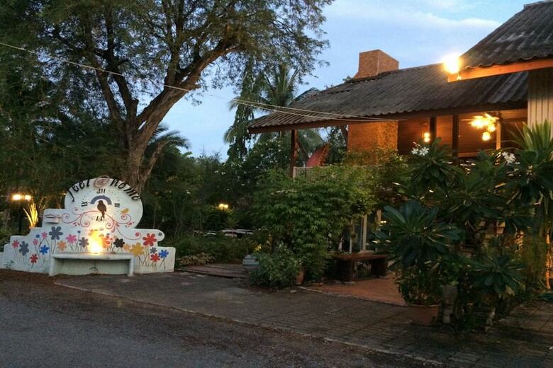 Hotel Feel At Home Hua Hin