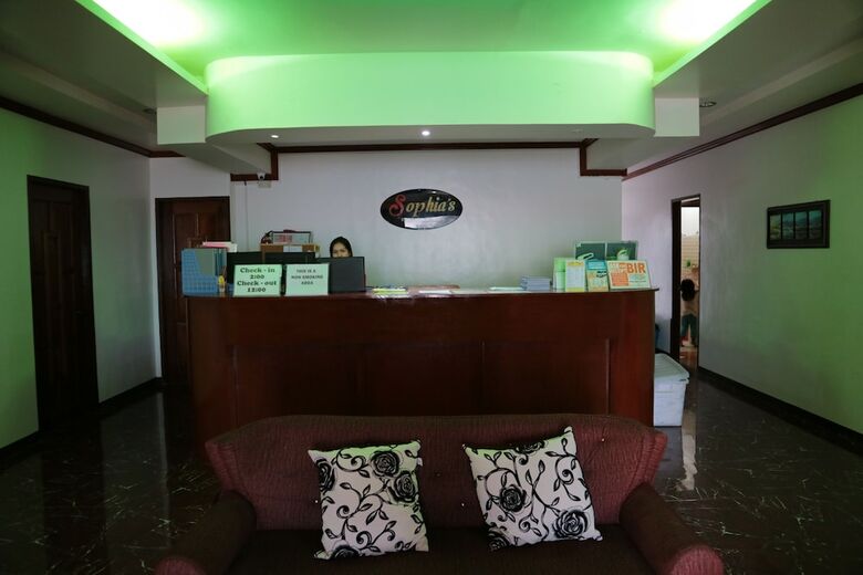 Hotel Sophia's Beach Guest House