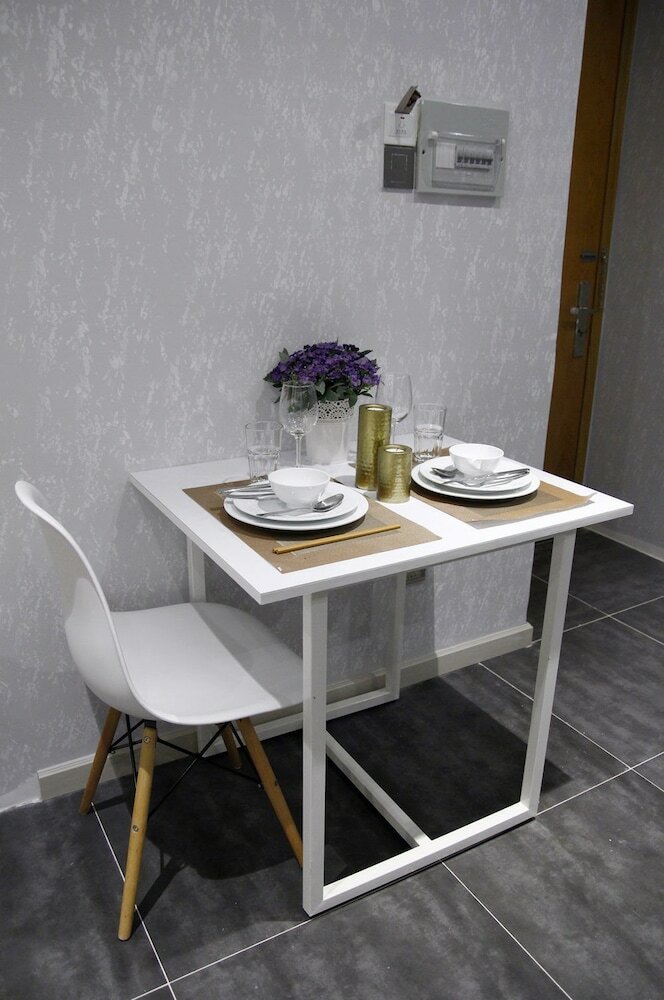 Full House Serviced Apartment