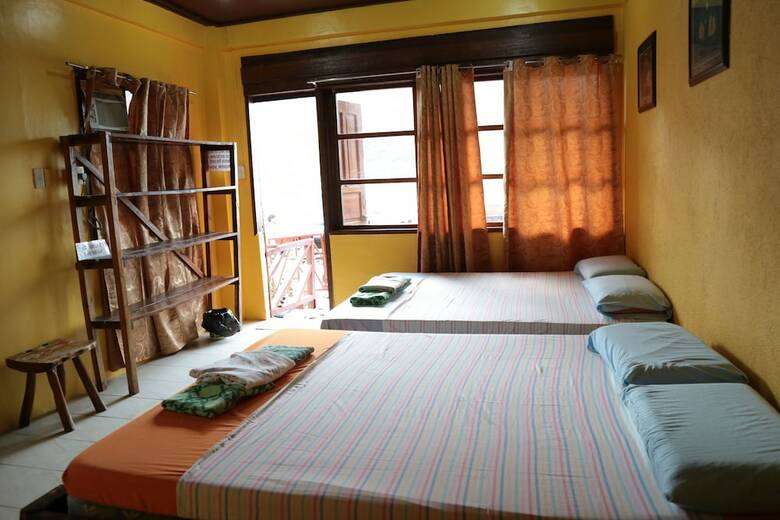 El Nido Corner Pension And Restaurant