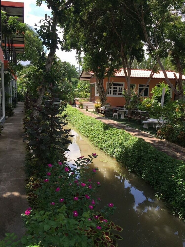 Hotel Meephawa Resort