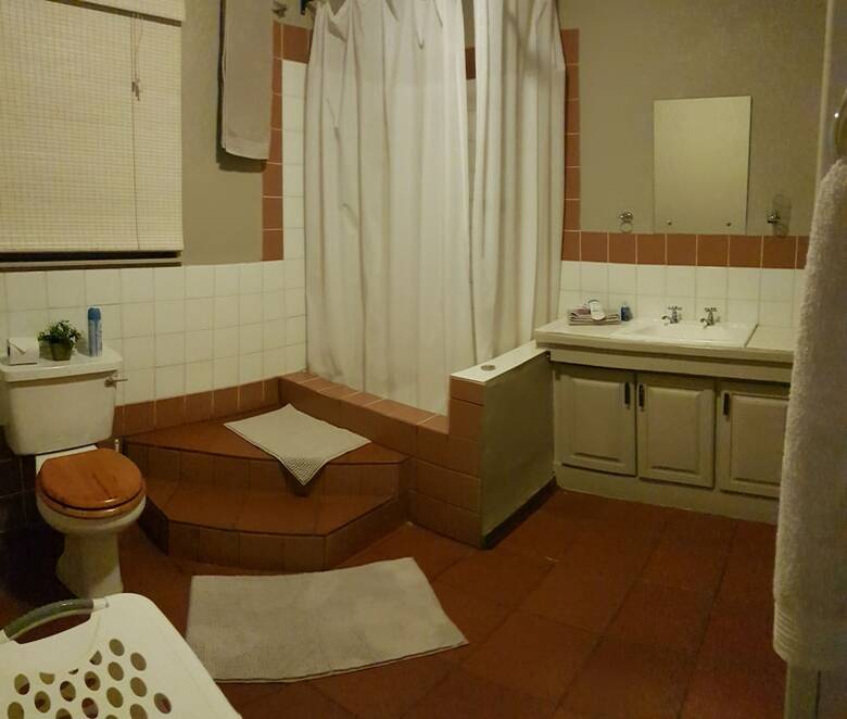 Hotel Inca Lily Accommodation
