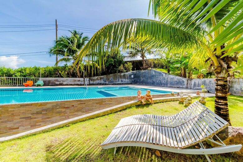 Hotel Chalong Hill Tropical Garden Homes