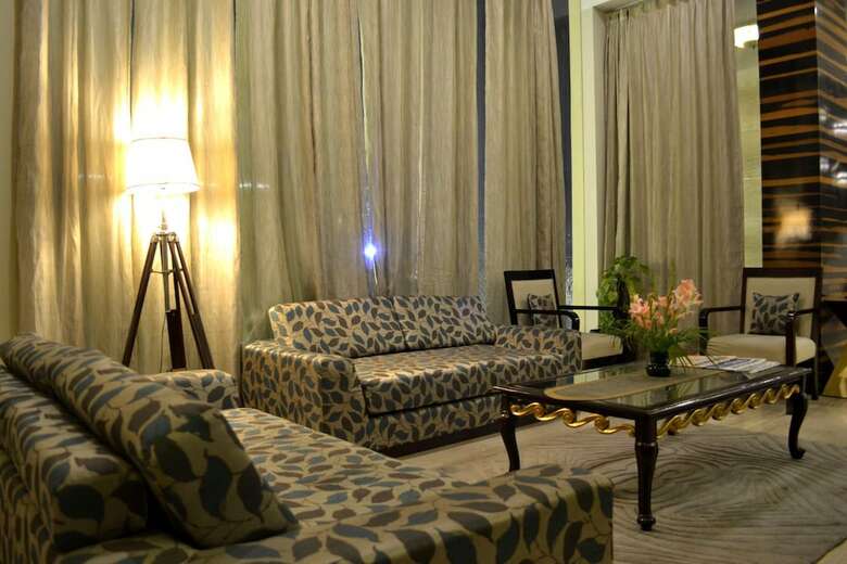 Hotel Ace Manor