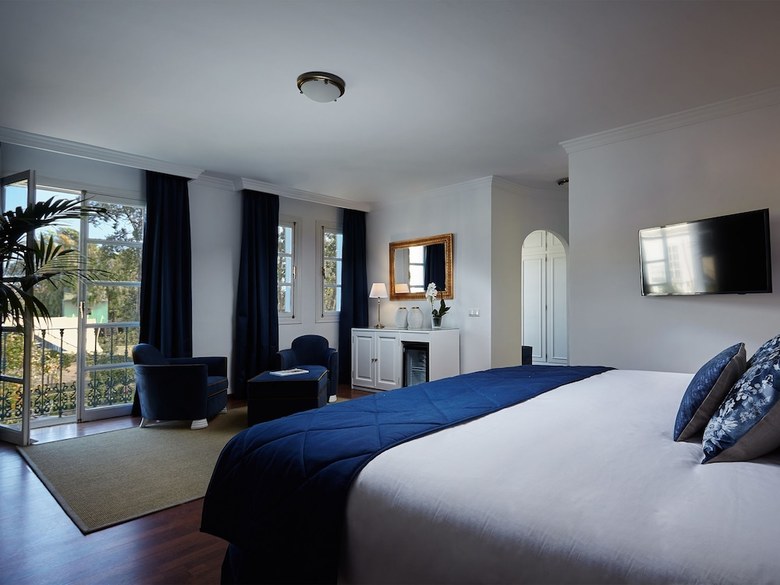 Hotel The Touch Puerto Ban�s