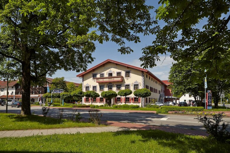 Hotel Sauerlacher Post
