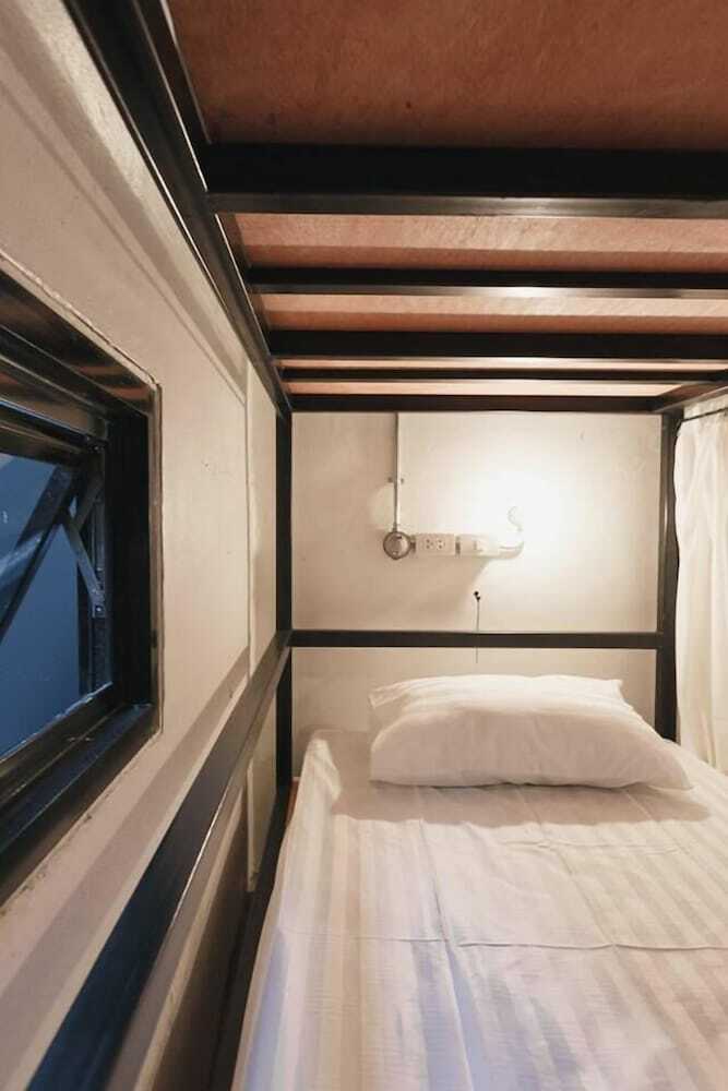 Hostal Nivas Siam Hostel