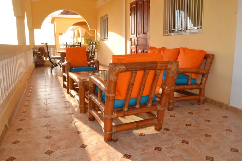 Bed & Breakfast La Villa S�r�re