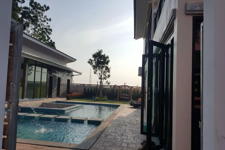 Hotel Baan Hansa