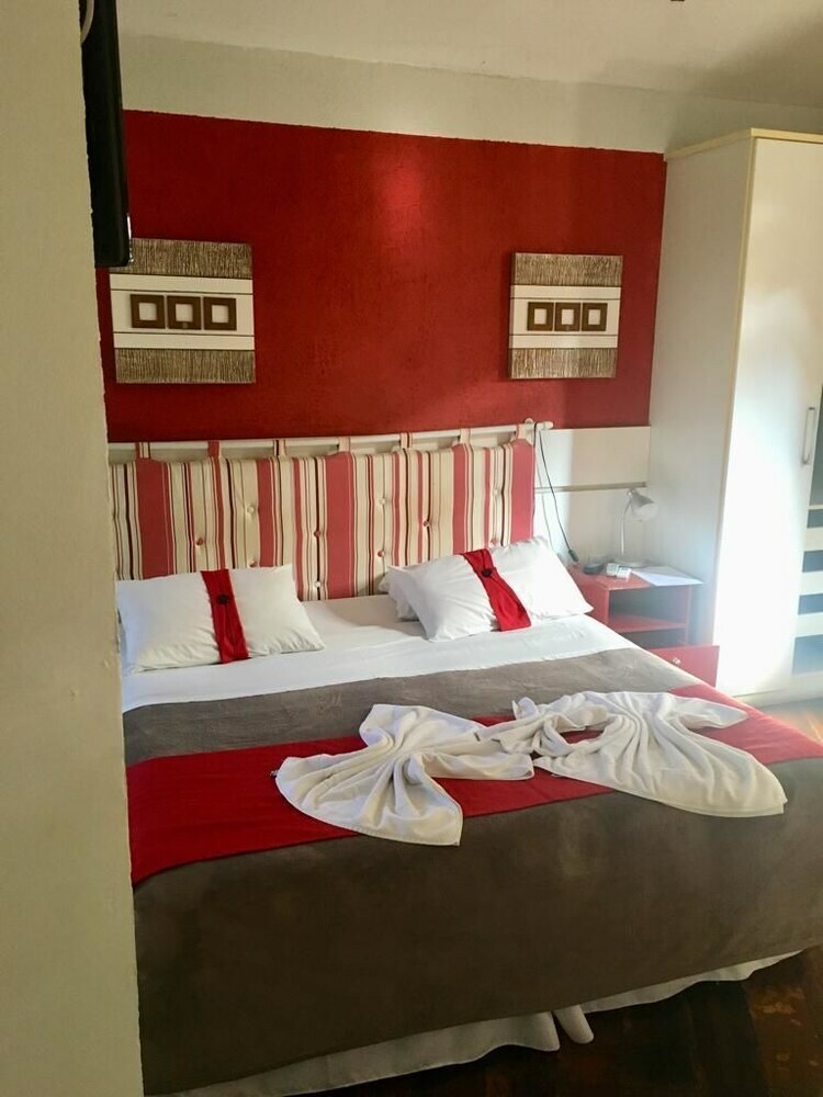 Apart Hotel Vale Dos Duendes