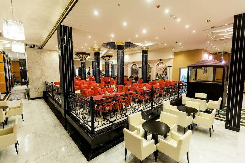 Red Castle Hotel