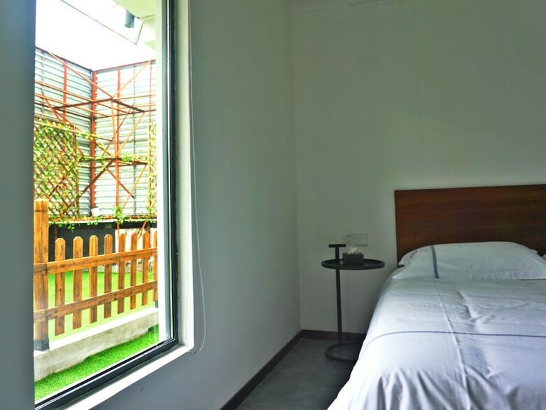 Bed & Breakfast Zero Five One Seven Inn