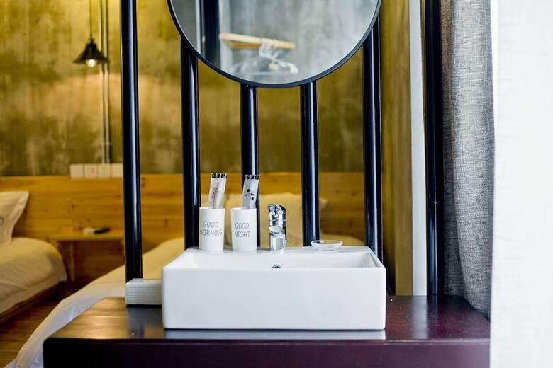 Bed & Breakfast Zero Five One Seven Inn